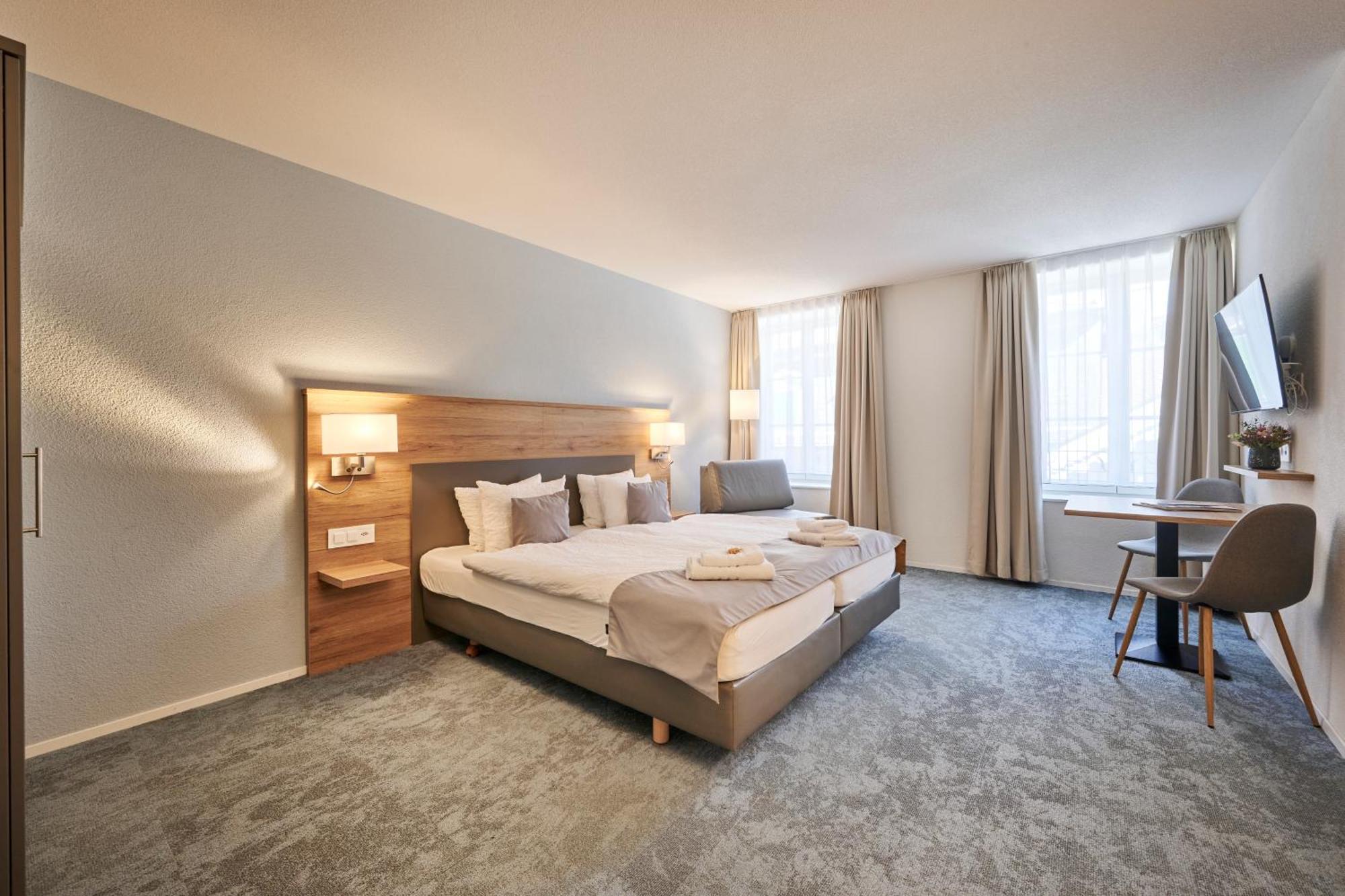 Aparthotel Krone - Self Check-In Unterseen Buitenkant foto
